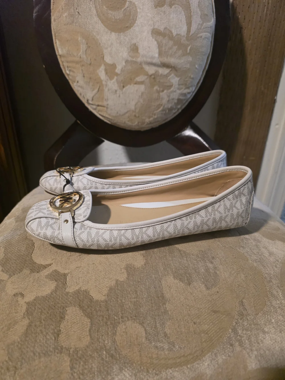 Michael Kors elegant white